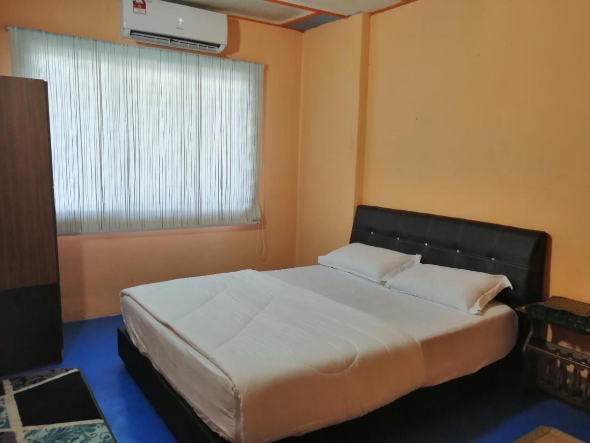 Kluang Barat Homestay Luaran gambar