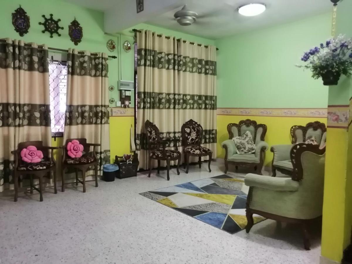 Kluang Barat Homestay Luaran gambar