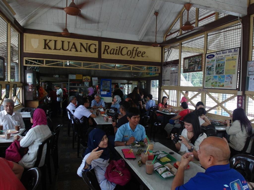 Kluang Barat Homestay Luaran gambar