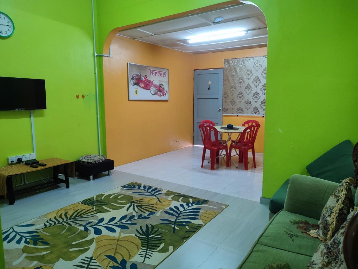 Kluang Barat Homestay Luaran gambar
